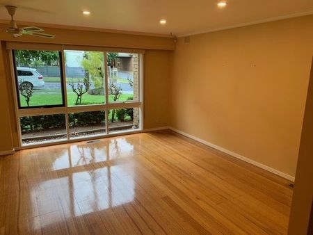 27 Meryl Street, Doncaster East - Photo 3
