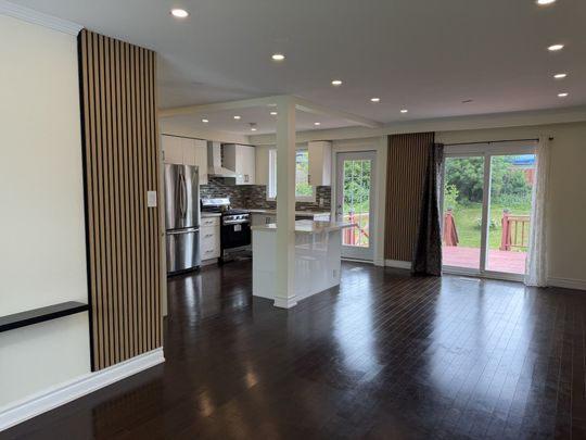 For Lease - 41 Aurora Heights Drive, Aurora, Ontario - Photo 1