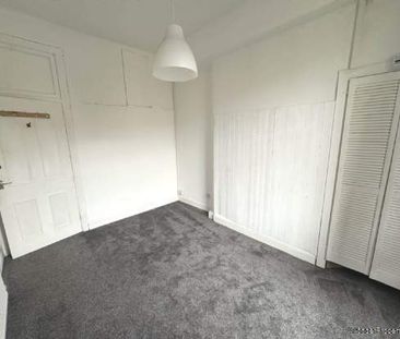 2 bedroom property to rent in Glasgow - Photo 2