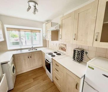 Windsor Road, Wraysbury, TW19 - Photo 4