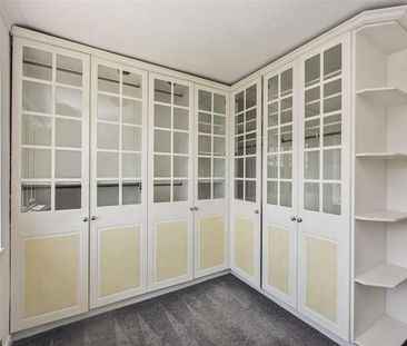 Woodland Drive, Hove, BN3 - Photo 1