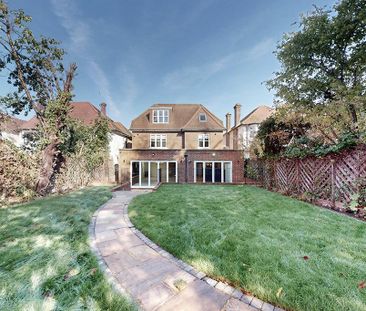 6 bedroom detached house to rent - Photo 2