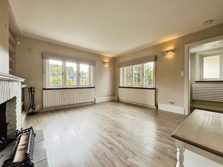 Charters Road, Ascot, Berkshire, SL5 9QD - Photo 2