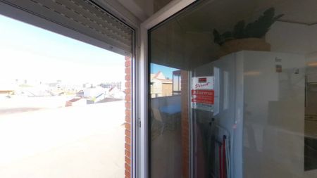 Piso de alquiler en Calle de Gonzalo Herrero, Valdeacederas - Photo 5