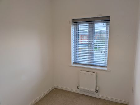 Stryd Bennett , Llanelli - Photo 4