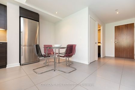 Market Wharf Lofts , #201 - Photo 4