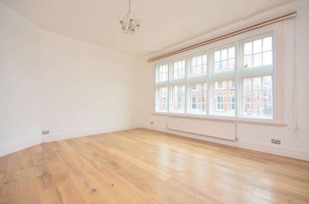 4 bedroom flat to rent - Photo 4