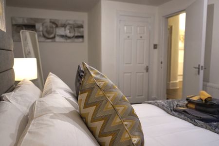 1150 Cathcart Road South Side - Photo 5