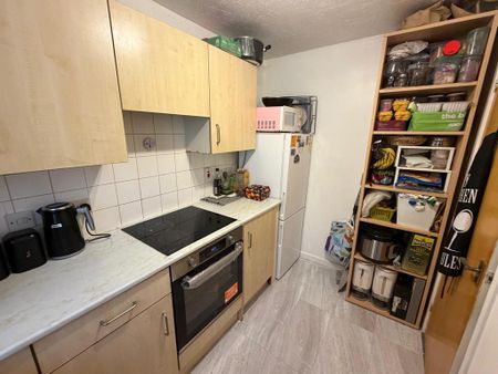 1 bedroom apartment to rent - Photo 4