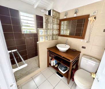 Location Appartement 4 pièces 70m² ST FRANCOIS 97118 - Photo 4
