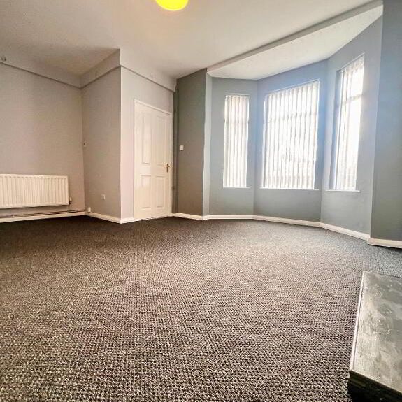 50a Bay Road, Larne, BT40 1DG - Photo 1