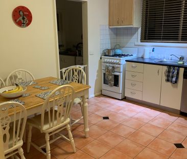 Cheltenham - Photo 4