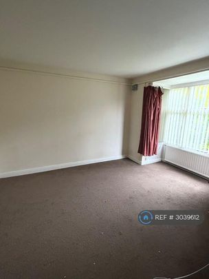 3 bedroom bungalow to rent - Photo 1