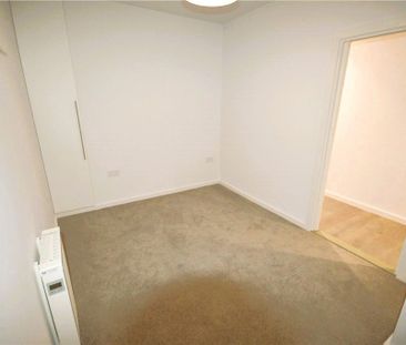 1 Bedroom Flat / Apartment - Capitol House, Bridge Street - Photo 4