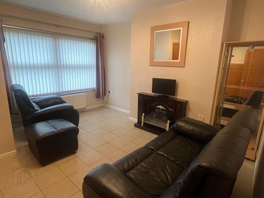 4 Castle Drive, Caledon, BT68 4UB - Photo 1