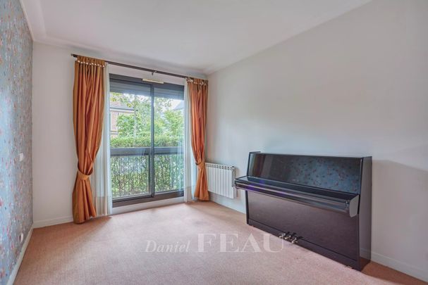 Location appartement, Neuilly-sur-Seine, 4 pièces, 117 m², ref 85194129 - Photo 1