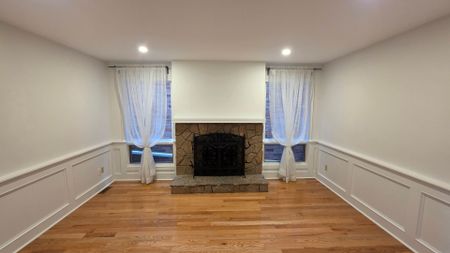 For Lease - 2033 Lumberman Lane, Oakville, Ontario - Photo 3