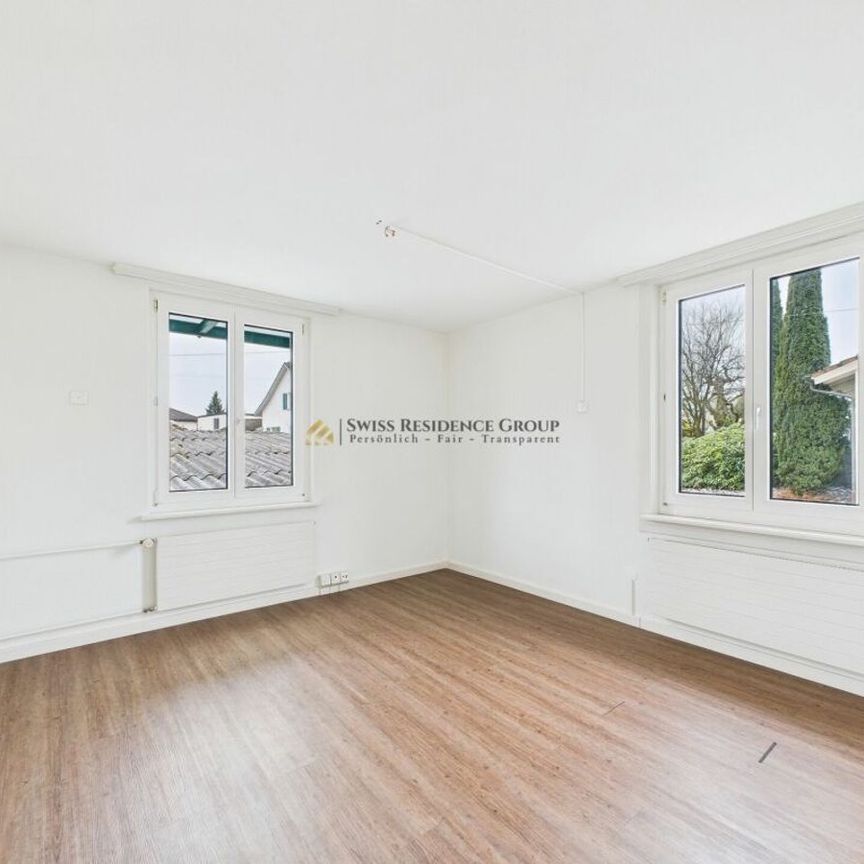 Diversified single-family home with commercial opportunity and car lift - Foto 1