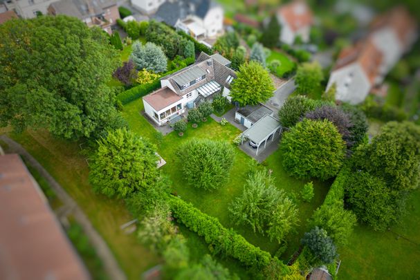 Zu vermieten: Großzügiges Einfamilienhaus mit Garten - Foto 1