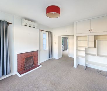 Khandallah Living - Photo 2