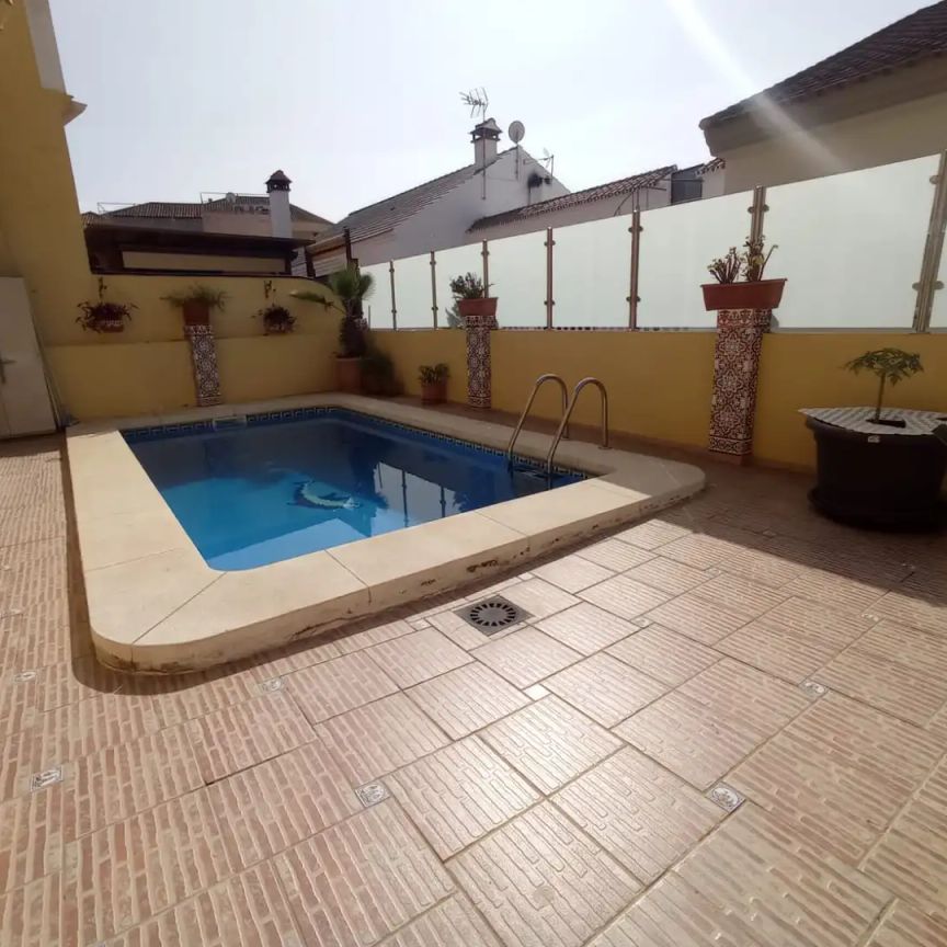 Casa o chalet de alquiler en Calle José Jódar de Los Ríos, 8, Los Pacos - Foto 1