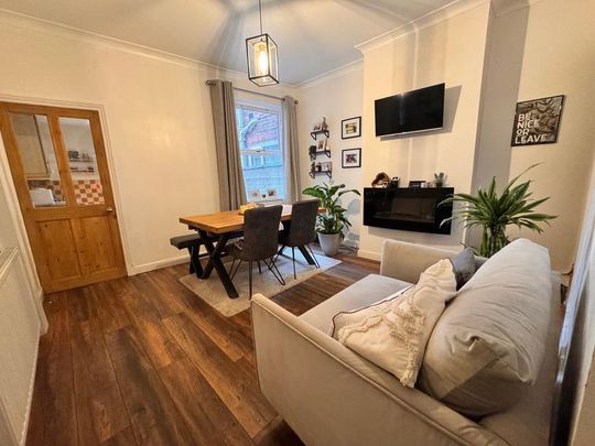 2 bedroom terraced house to rent - Photo 1