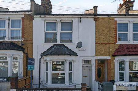 2 bedroom House To Let Total Size: 894 SQ FT - Photo 5