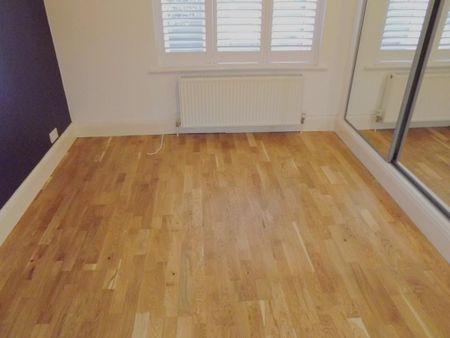 2 bedroom detached bungalow to rent - Photo 2