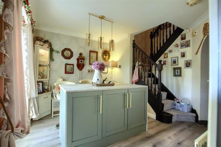 3 bedroom detached house to rent - Photo 3