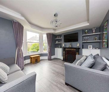 High Street, Brentwood, CM14 - Photo 2