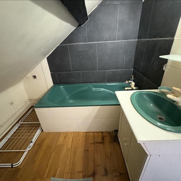 2 pièces - Meublé - 42 m² - 1er étage - Colocation non autorisée - Photo 1