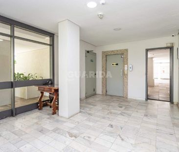 Apartamento para aluguel, 1 quarto, 1 vaga, Petrópolis - Porto Aleg... - Foto 2