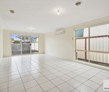 Comfortable Family Home in a Convenient Location - Photo 2