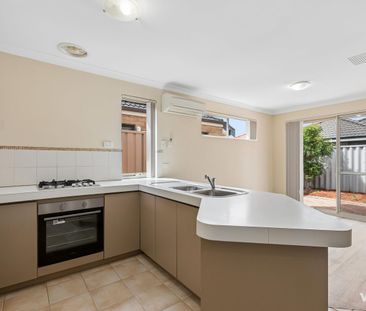 Low Maintenance Villa Living - Photo 6
