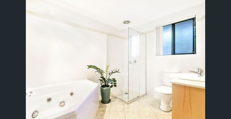 Luxury Townhouse for Lease – 3 Bedrooms + Attic/4th Bedroom - Photo 5