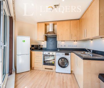 2 bedroom apartment to rent The Roundhouse, Gunwharf Quays, Portsmo... - Photo 5