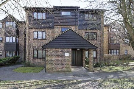 Collingwood Place, Walton-on-thames, KT12 - Photo 2