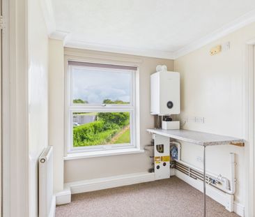 3 Bedroom - Photo 3