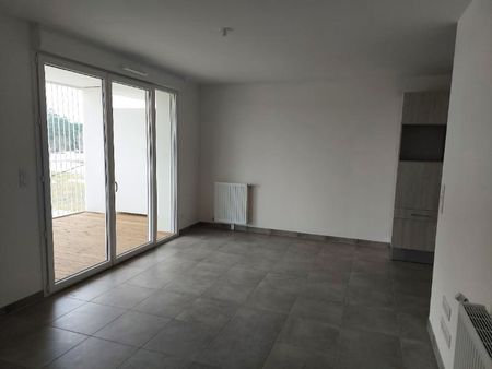 Location Appartement 3 pièces 66m² TOULOUSE 31300 - Photo 3