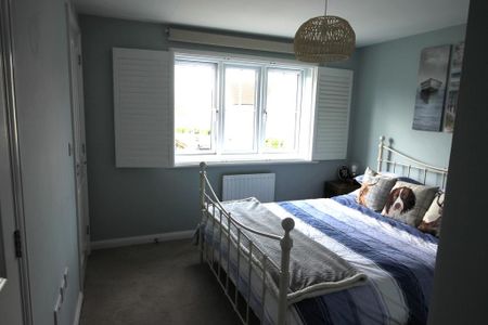 3 bedroom semi-detached house to rent - Photo 4