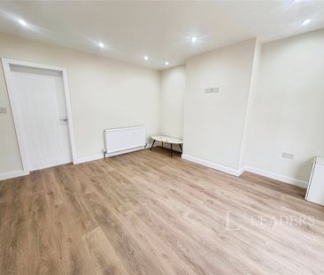 3 bedroom house to rent Sladepool Farm Road, B14 - Photo 2