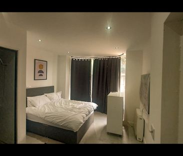 Room in a Shared House, Abbey Hills Rd, OL8 - Photo 1