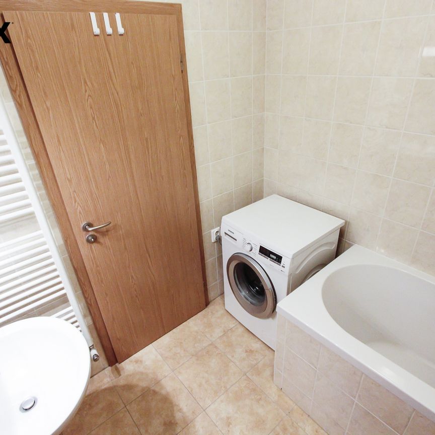 Pronájem bytu 3+kk 81 m² - Photo 1