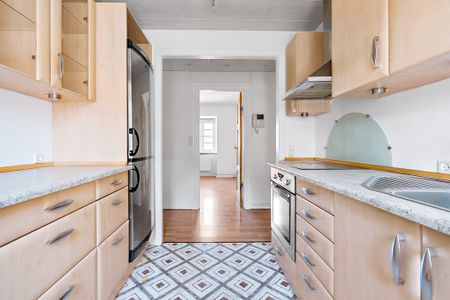 Rummelig lejlighed med ekstra 40m2 på 3. sal - Foto 4