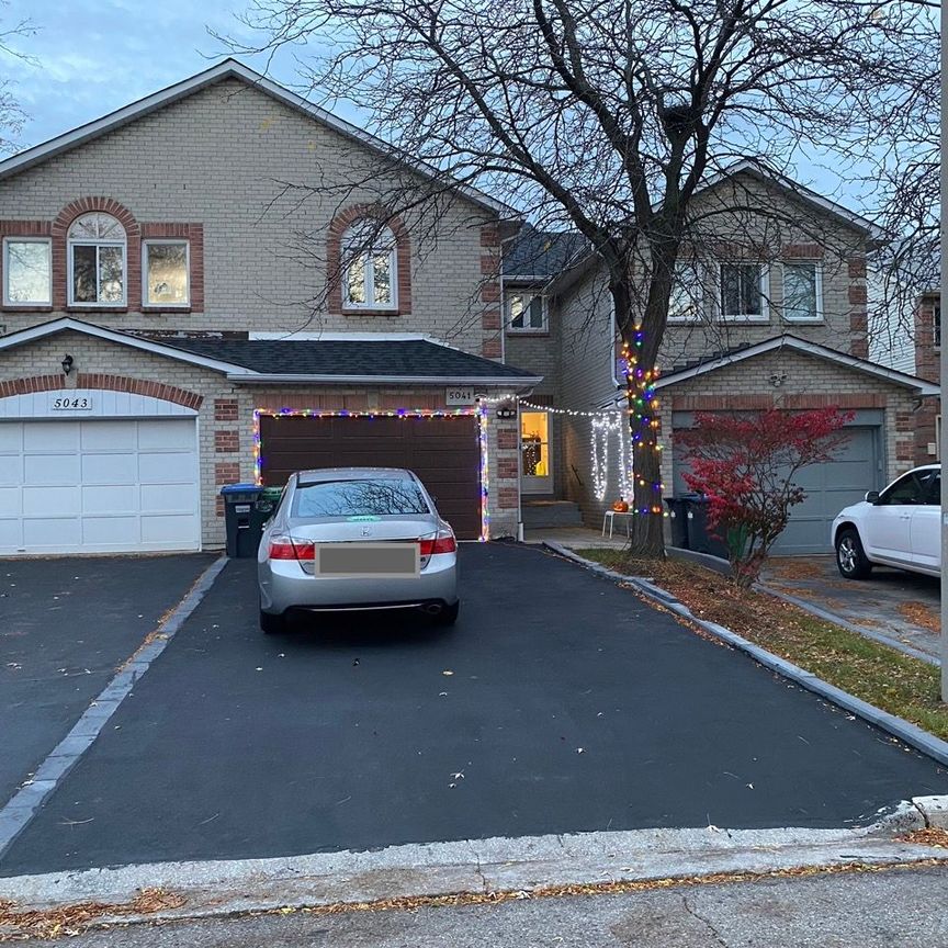 For Lease - 5041 Rundle Court, Mississauga, Ontario - Photo 1