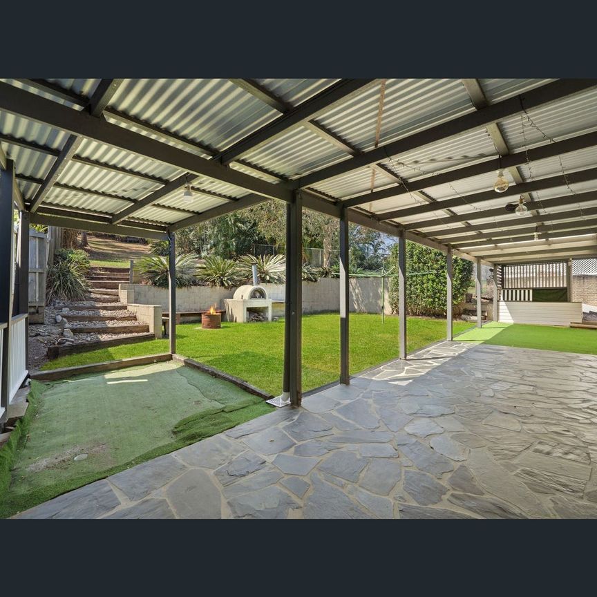 10 Merle Street, Carina, Qld 4152 - Photo 1