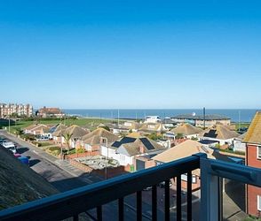 Beresford Gardens, Cliftonville, CT9 3AN, Margate - Photo 3