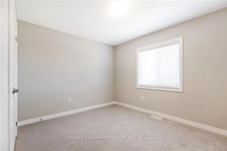 Property For Lease | X9269712 - Photo 5