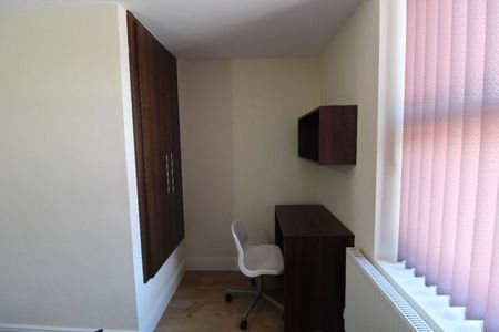 Fylde Road, Preston - Photo 2