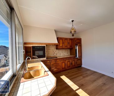 Location Appartement 3 pièces 86m² LAVAL 53000 - Photo 5